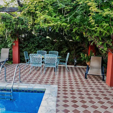 Villa Olympia *