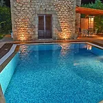Olympia Villa Stoúpa