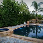 Olympia Villas